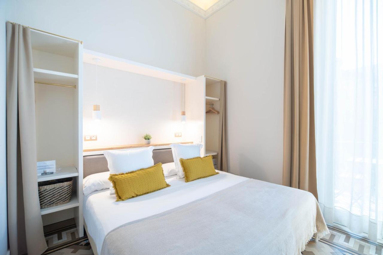 Feelathome Casa Bertrand Barcelona Ngoại thất bức ảnh