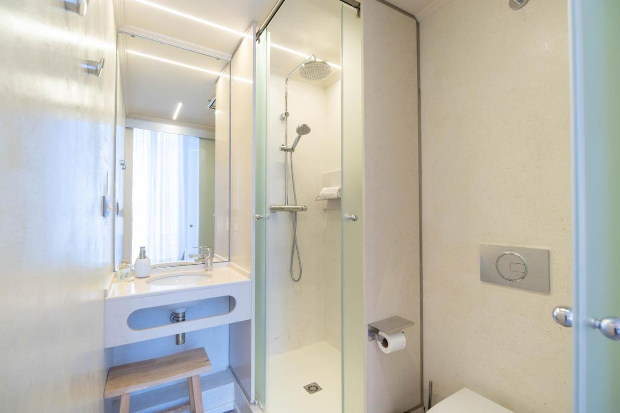 Feelathome Casa Bertrand Barcelona Ngoại thất bức ảnh